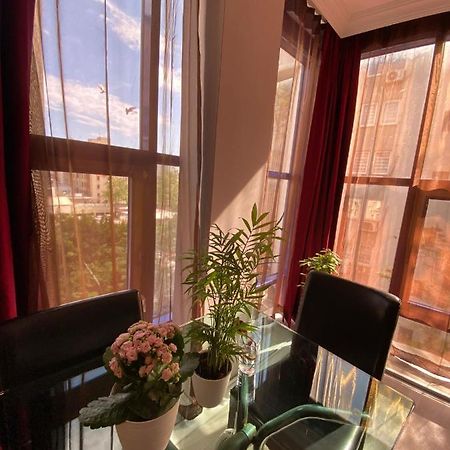 Анталия Центр Apartment ภายนอก รูปภาพ